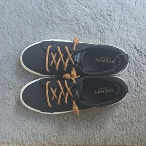 Sperry Women's Crest Vibe Canvas Sneakers, Navy size 8.5, Brand new